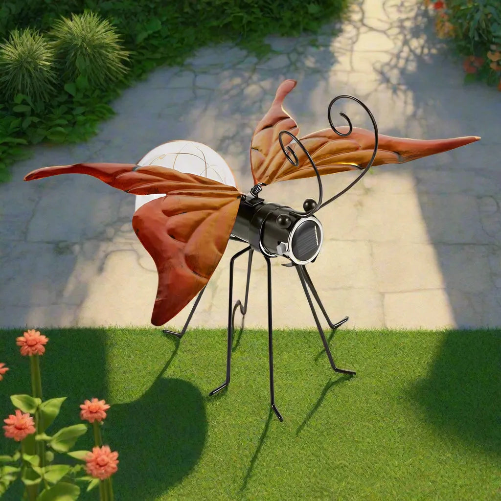 Insecto solar luminoso de mariposa