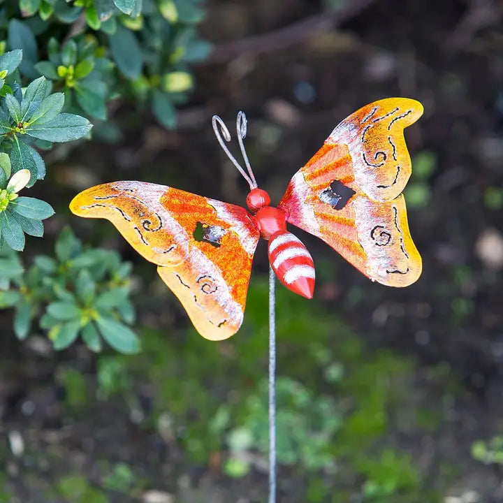 Estacas de metal para jardín de mariposas