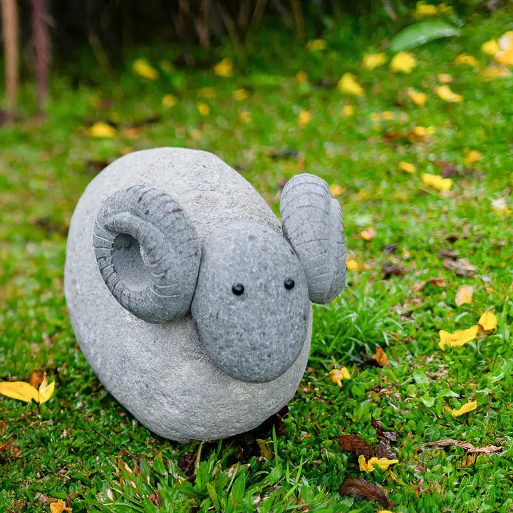 Stone Mountain Sheep | Papa 18"W