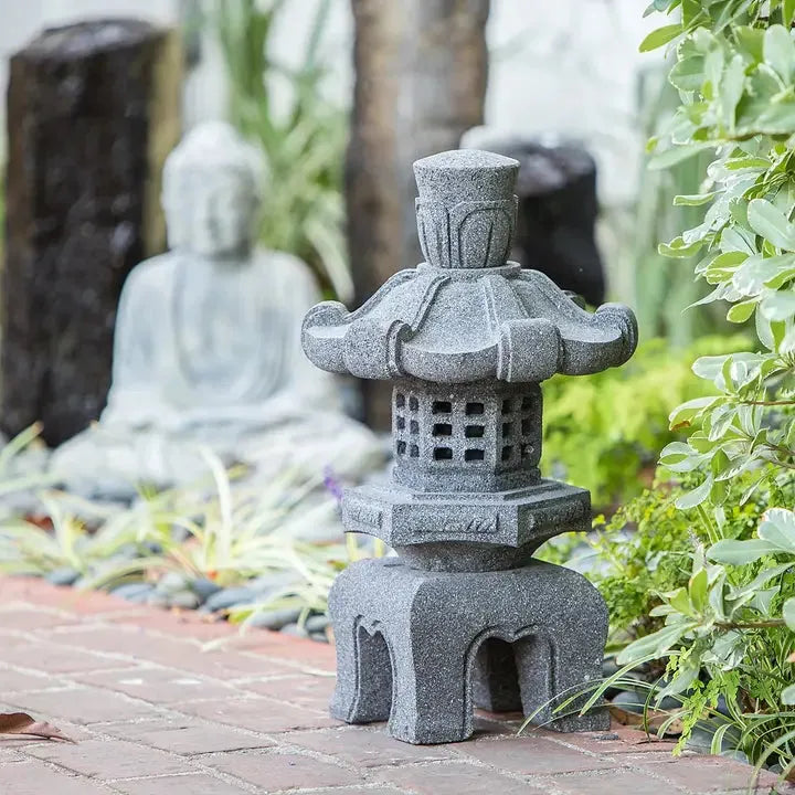 Farol de jardín de piedra volcánica tallada a mano - Kasuga (50 cm)