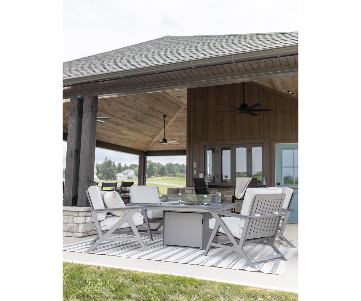 Kinsley Lounge Chair