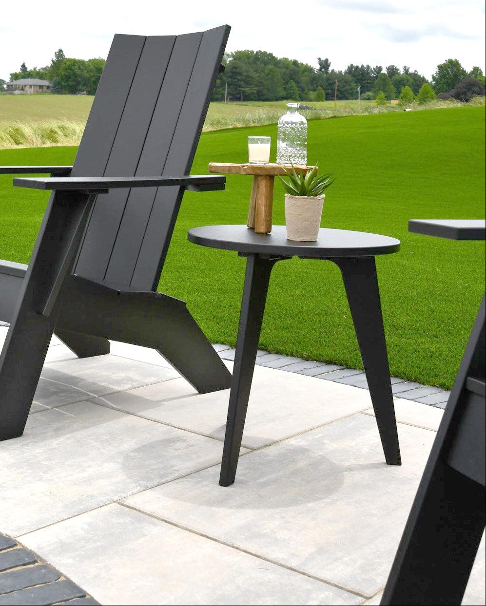 Nordic Round End Table