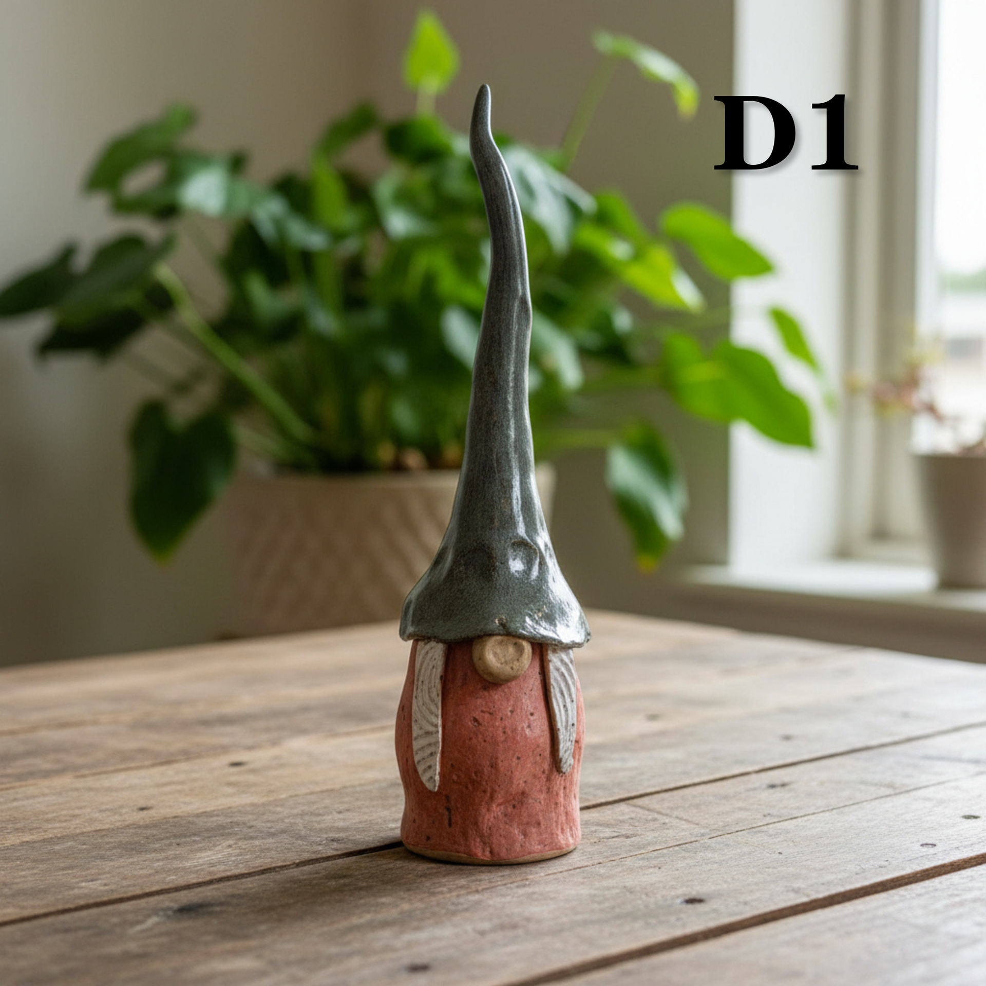 Gnomos de jardín de cerámica hechos a mano - Femeninos