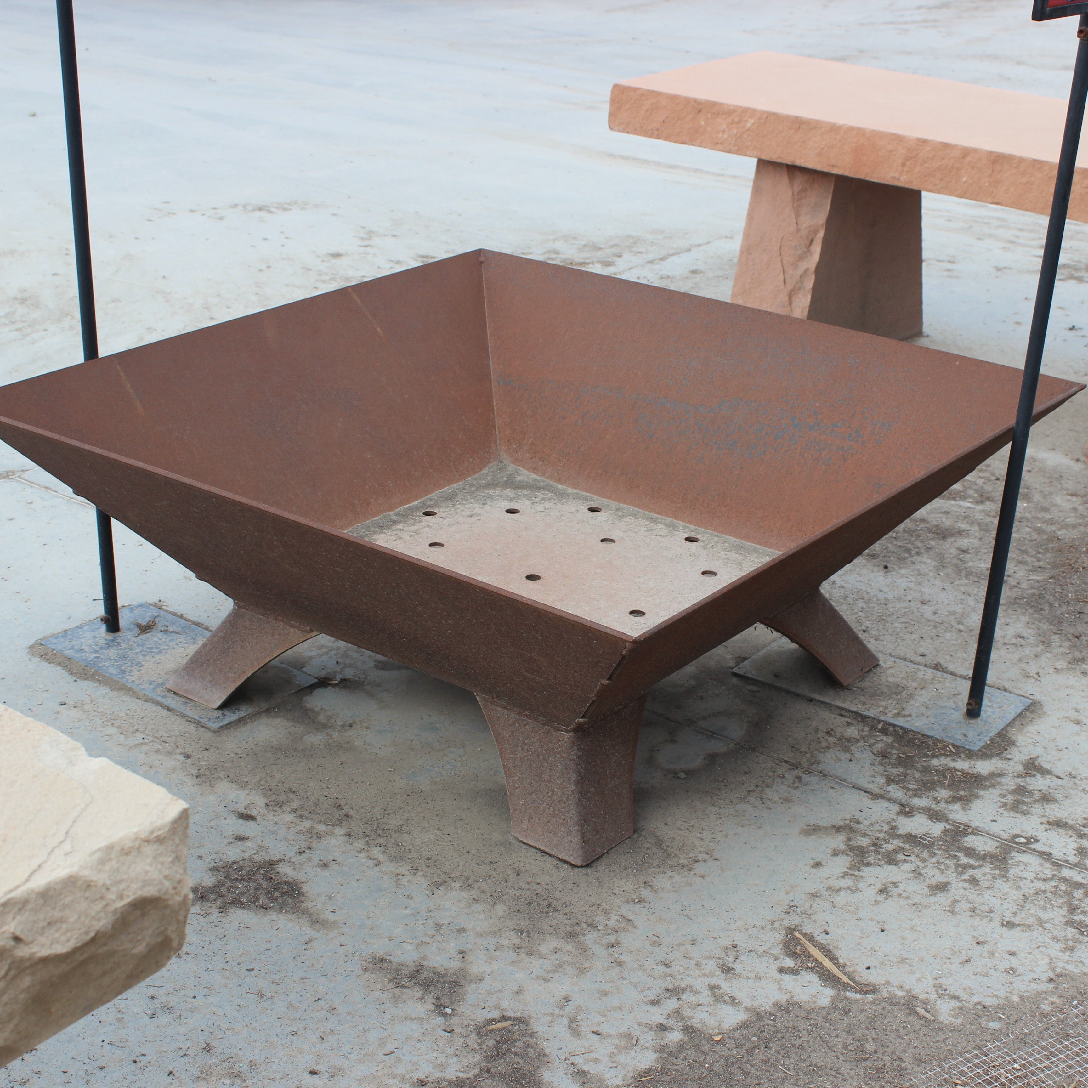 Davenport Firepit