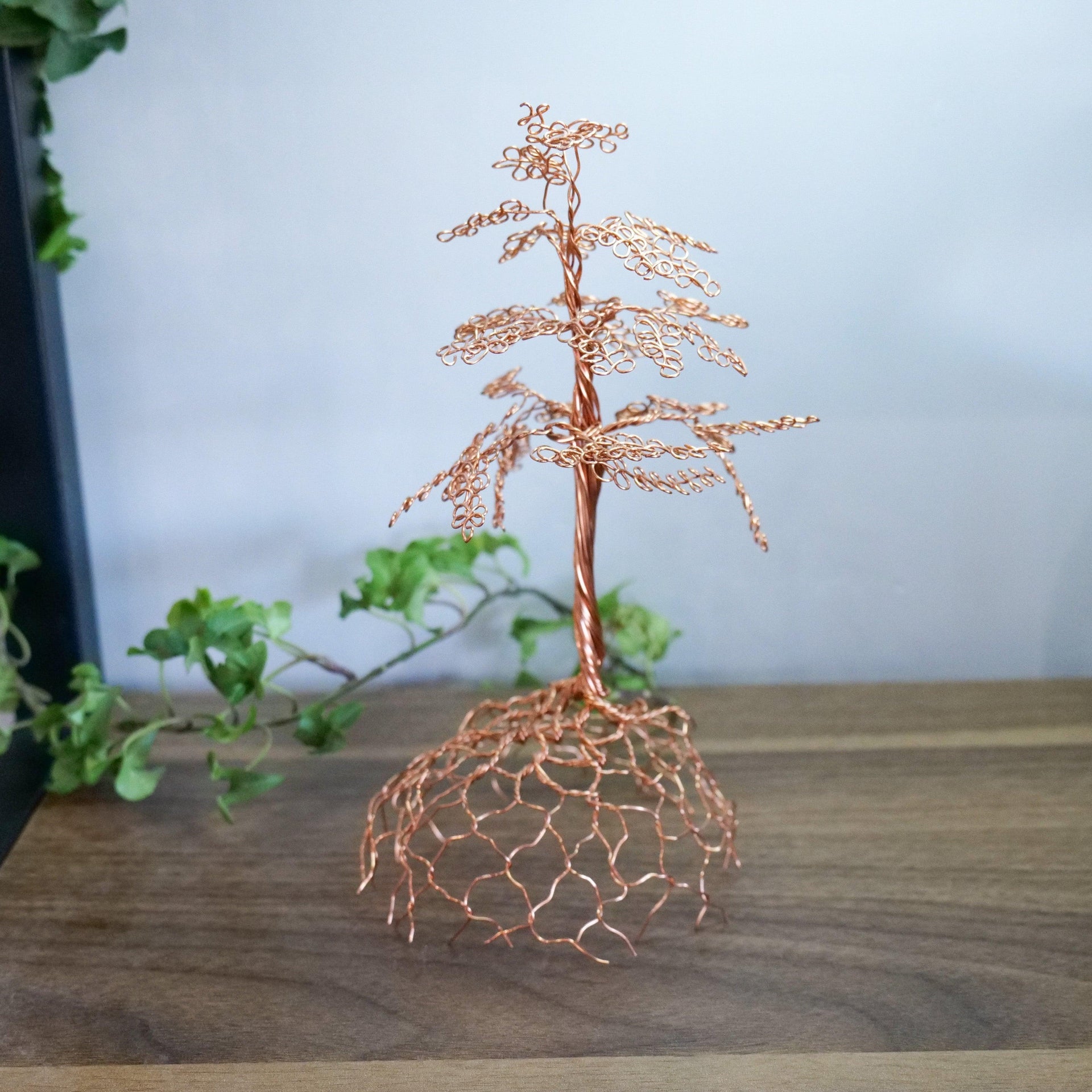 Medium Redwood Wire Tree