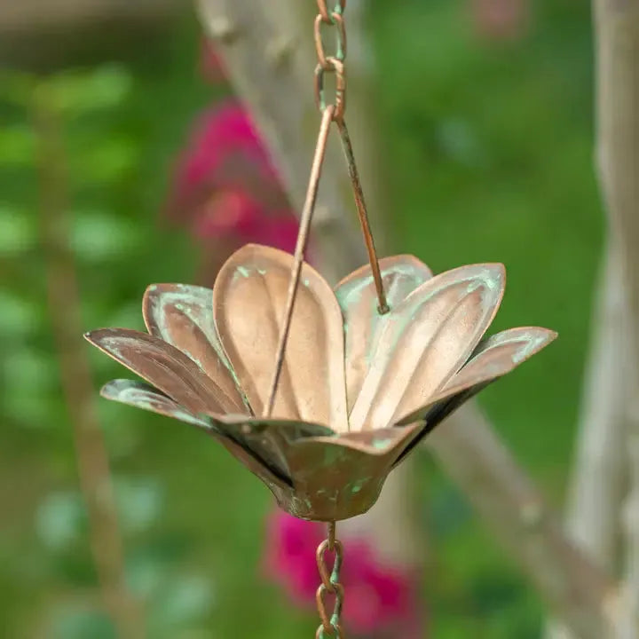 Cadena de lluvia de hierro de 76" de largo con margaritas