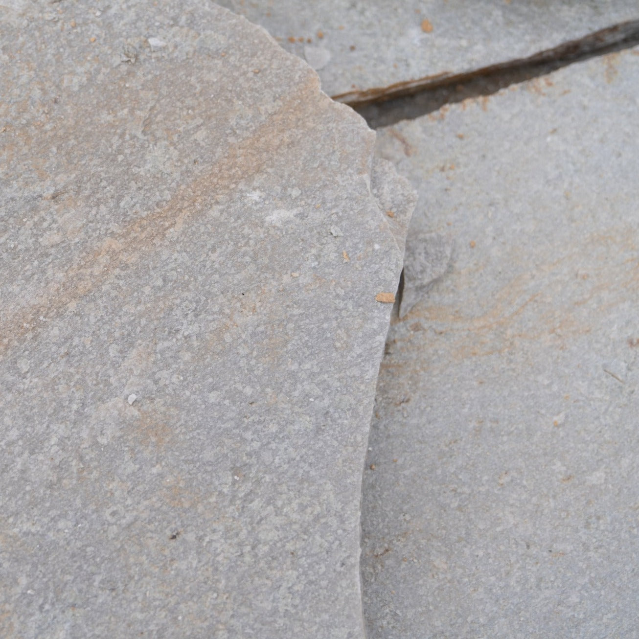 White Mist Flagstone