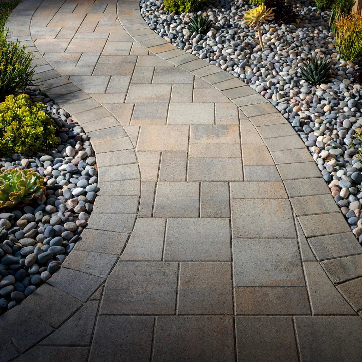 Catalina Grana paver patio