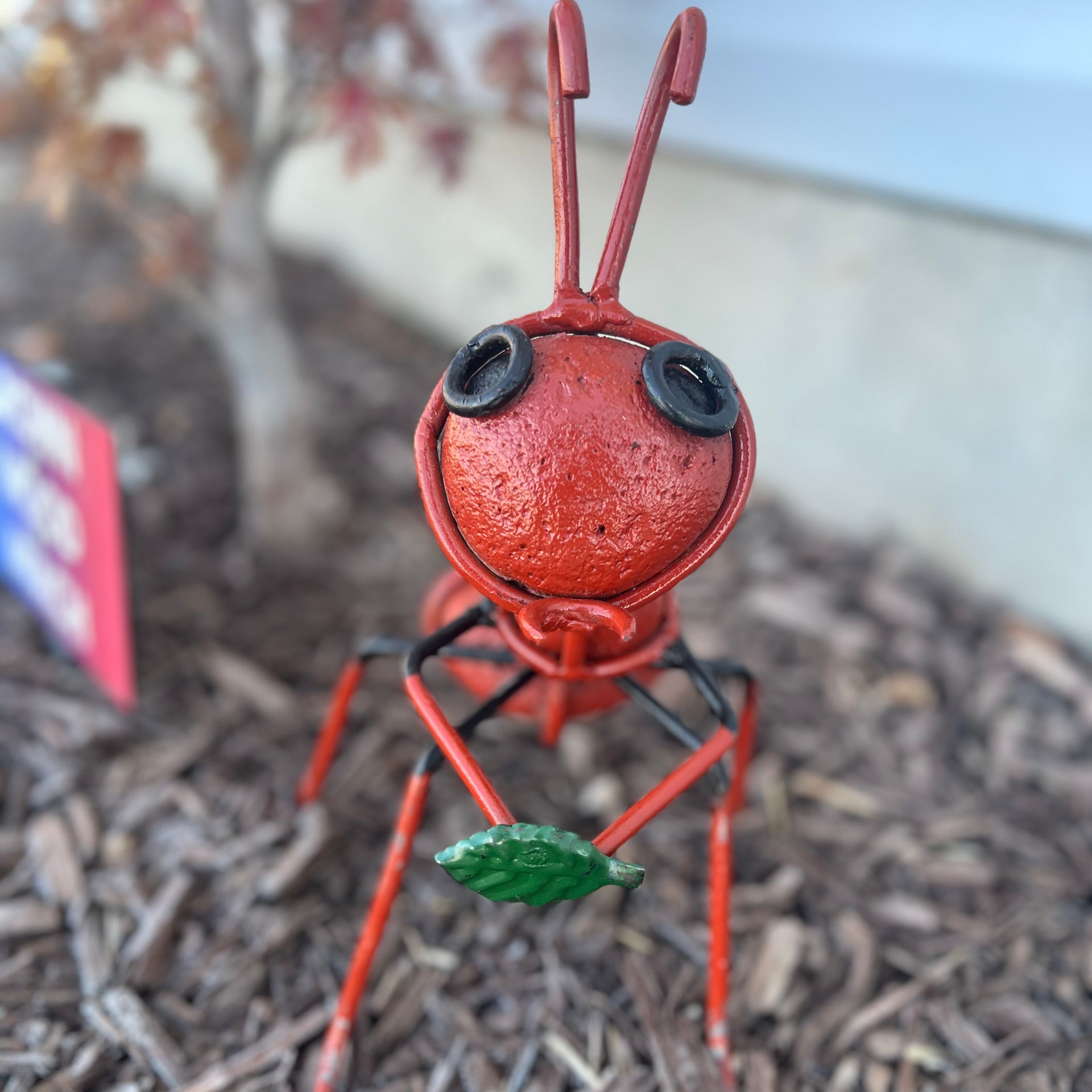 Garden Metal Ants