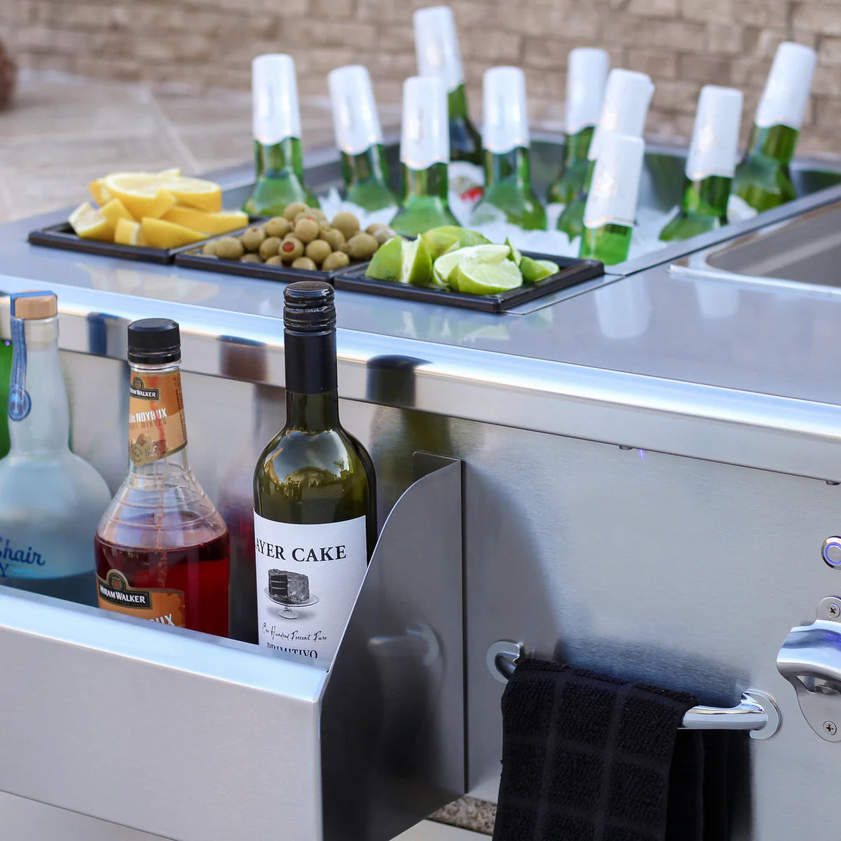 30" Beverage & Prep Station - Summerset Grills