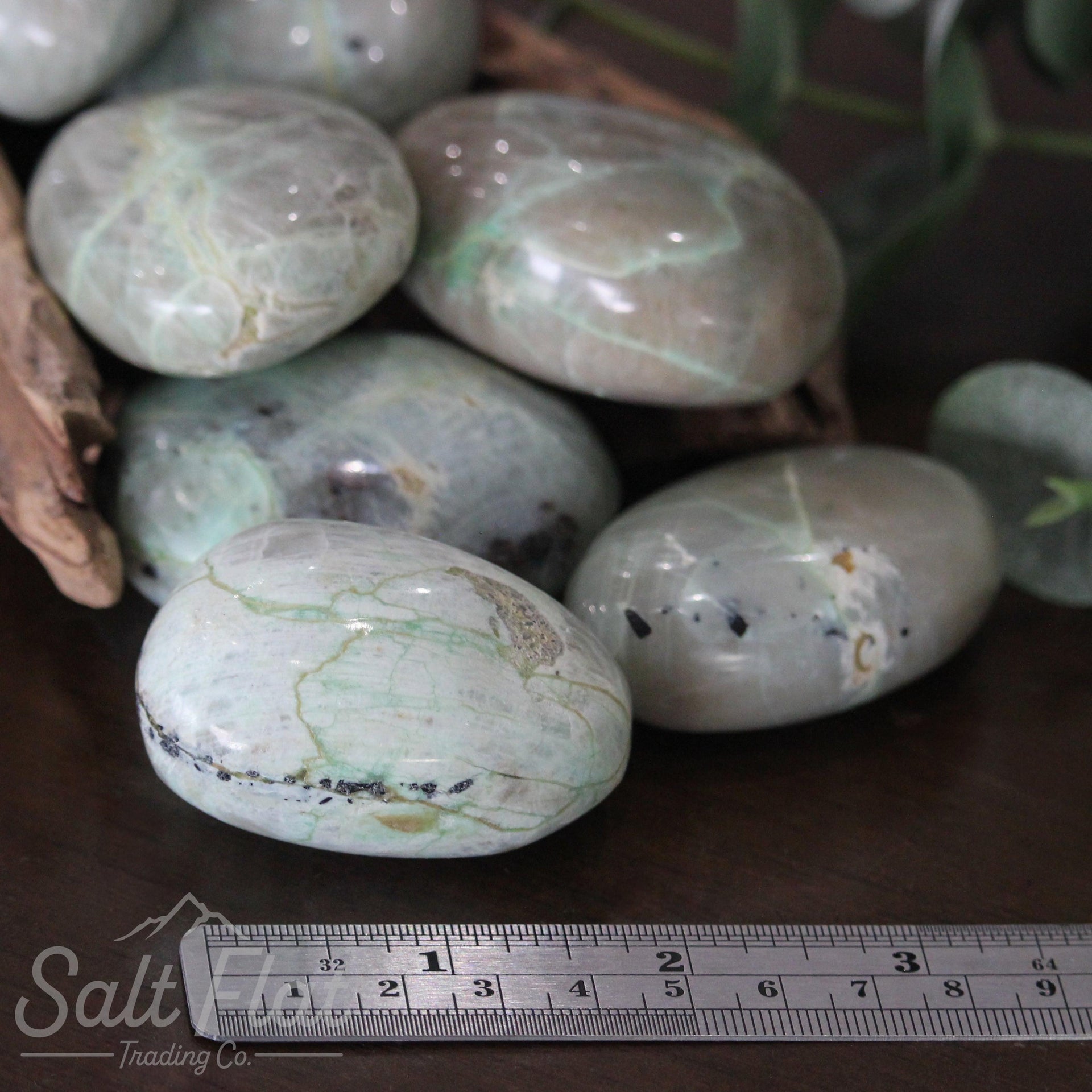 Garnierite Palm Stone