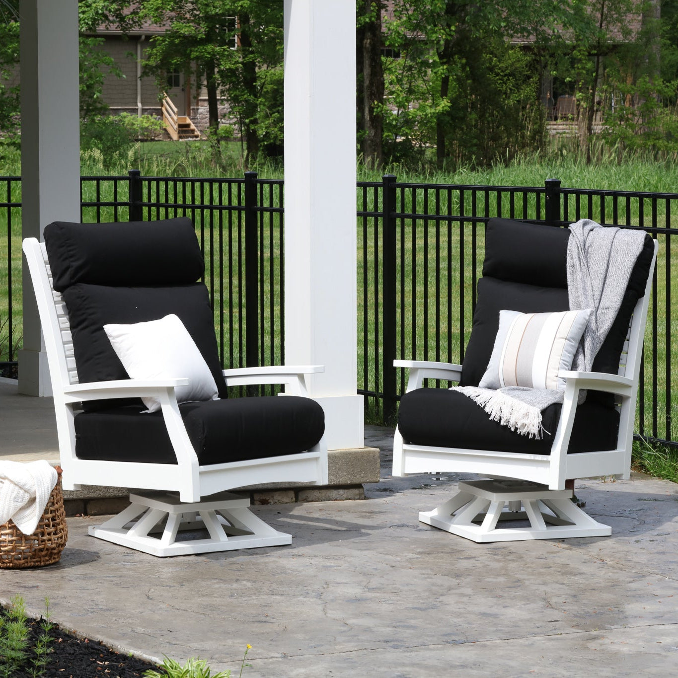 Classic Terrace Swivel Rocker
