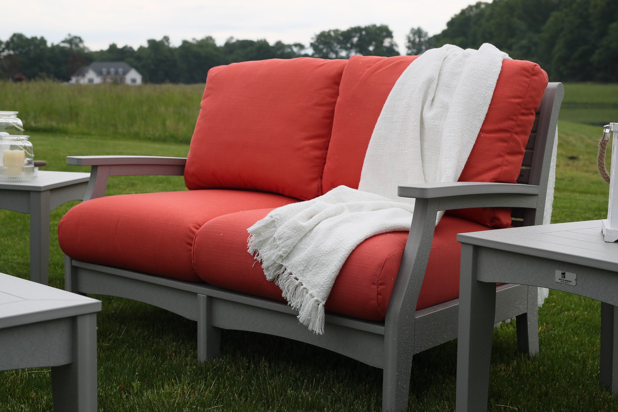 Classic Terrace Love Seat