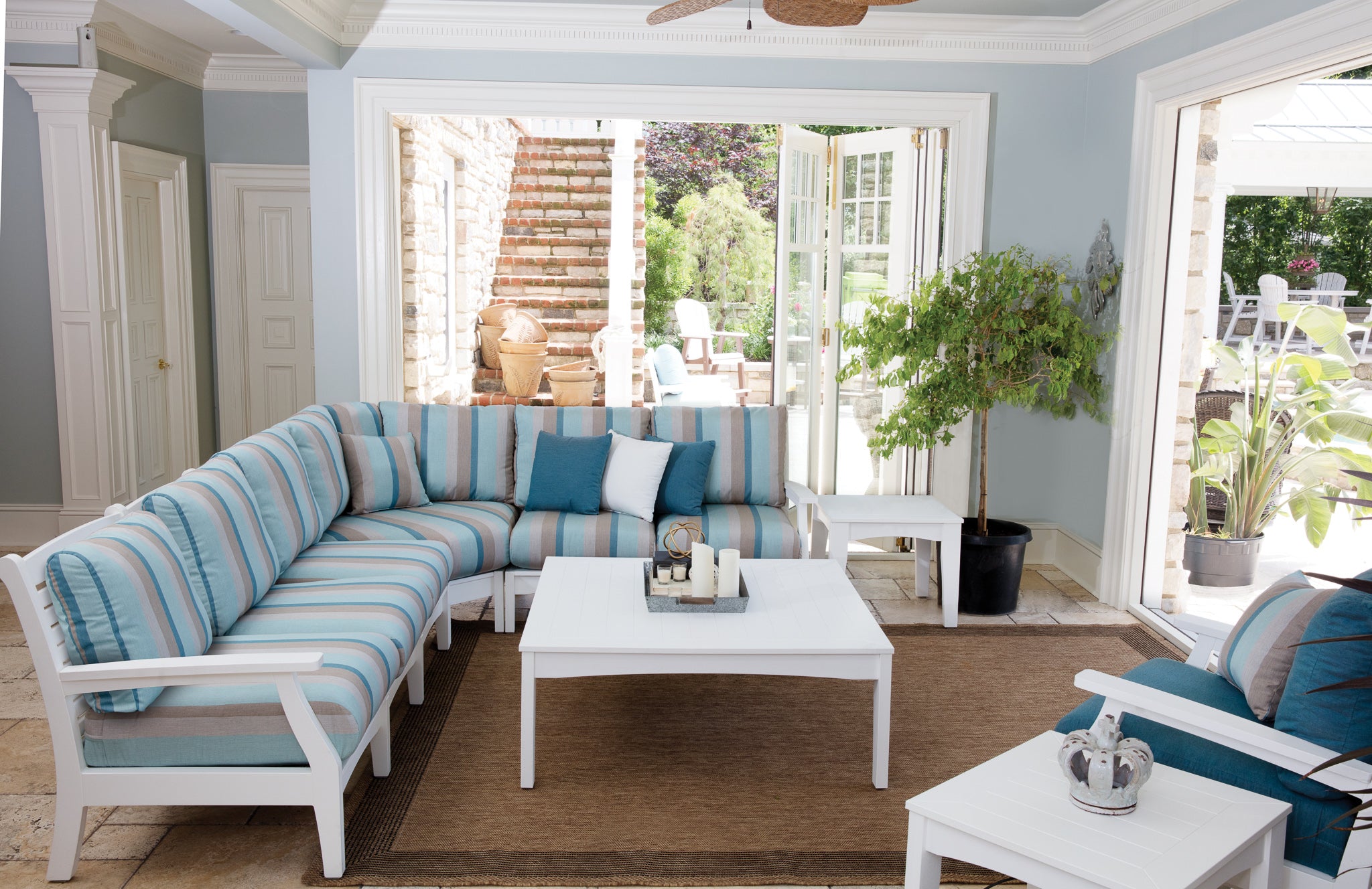 Classic Terrace Square & Rectangle Coffee Tables