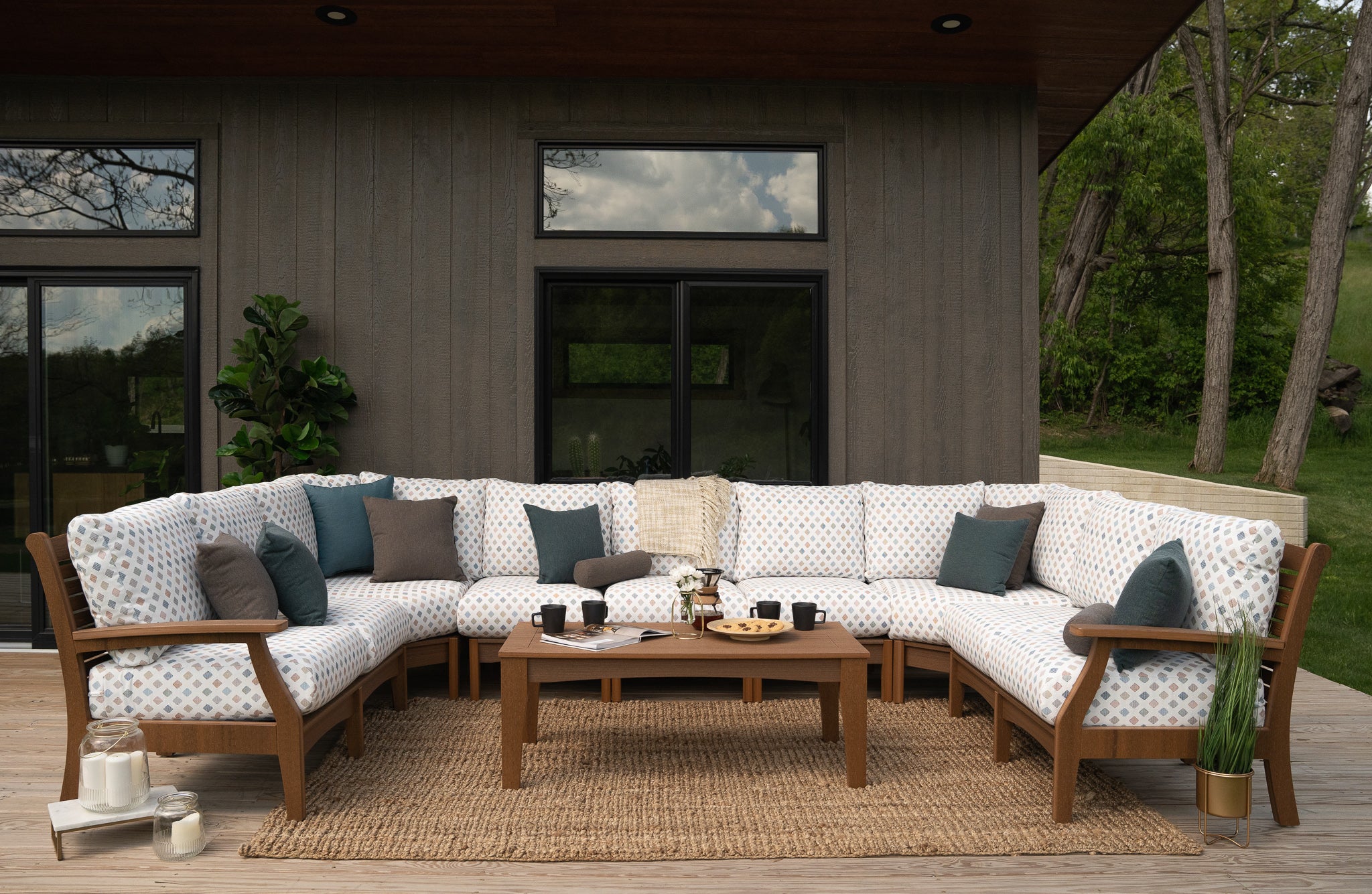 Classic Terrace Love Seat
