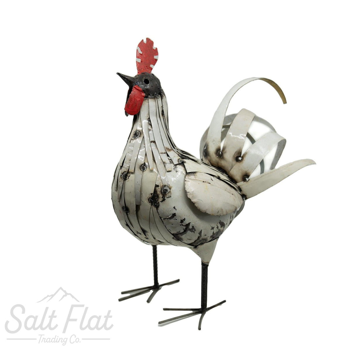 Gallo real de metal reciclado
