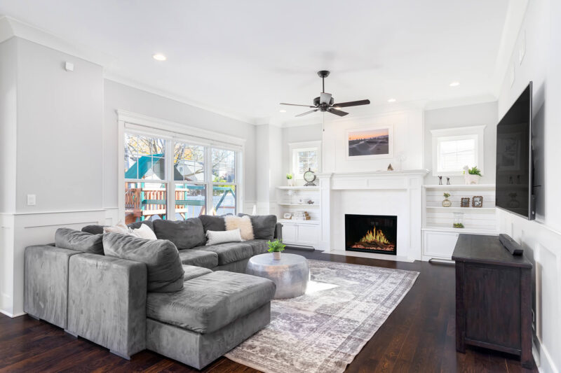 DelRay Linear Decorative Media