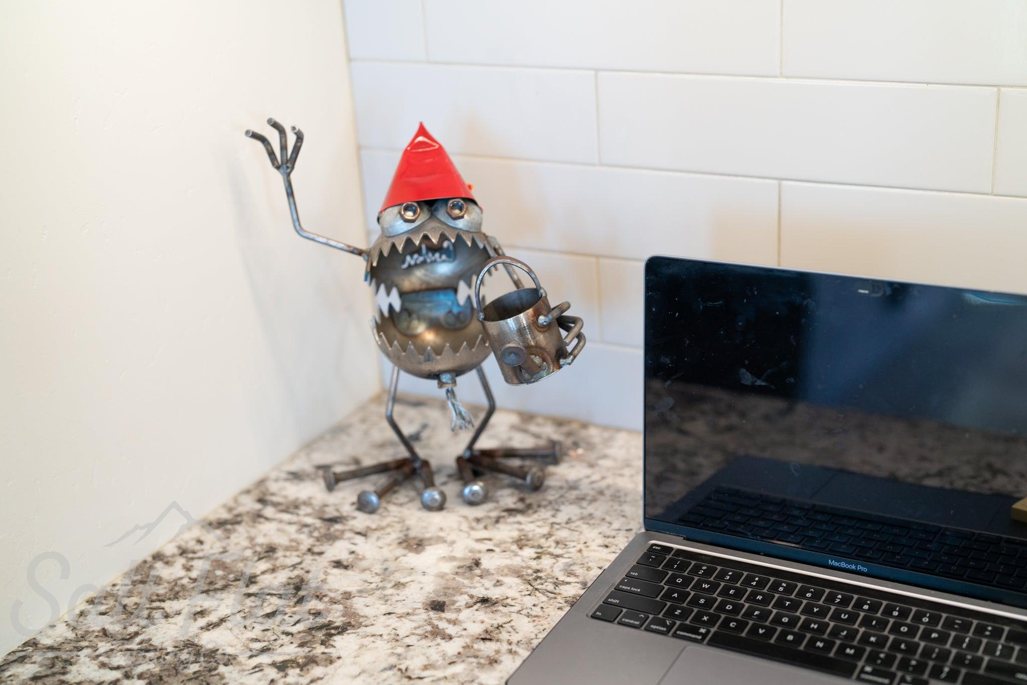 Medium GBG Gnome with Can