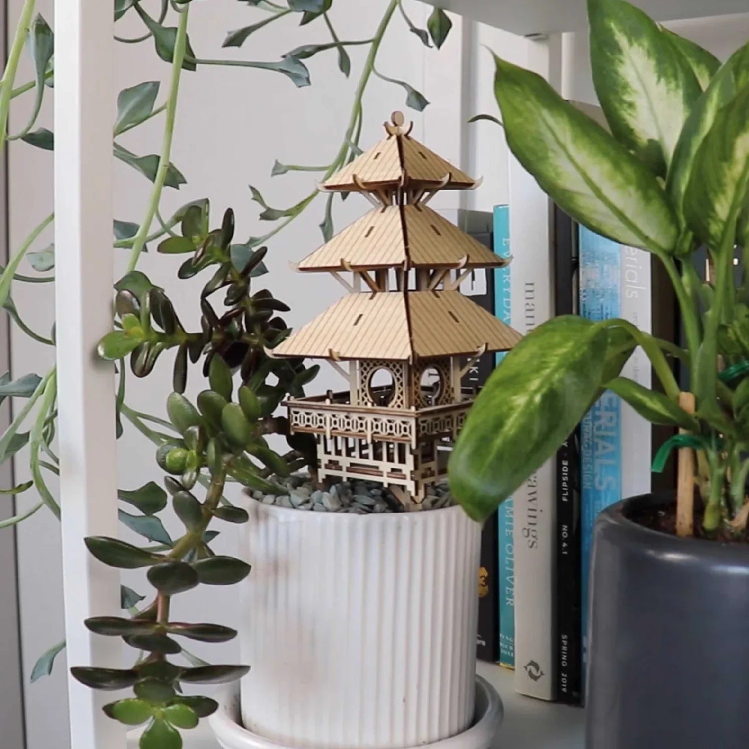 tiny tree houses for plants Tiny Treehouses: Horizons Edge