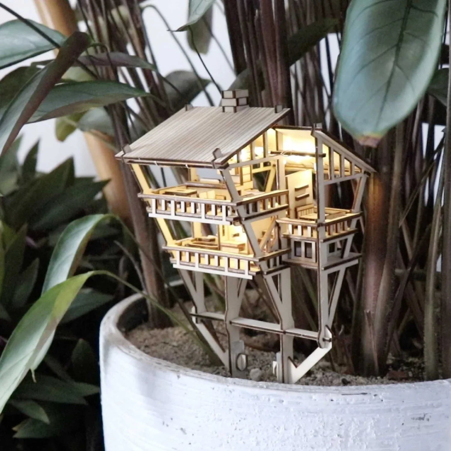 tiny tree houses for plants Tiny Treehouses: Horizons Edge
